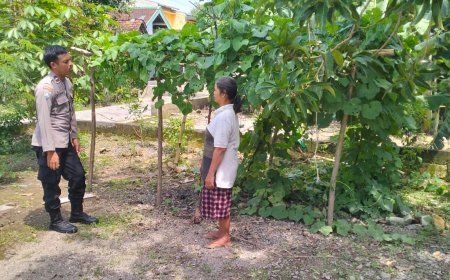 Dalam rangka Dukung Ketahanan Pangan, Bhabinkamtibmas Desa Bandungan Melaksanakan Kunjungan kepada Warga Desa Binaan